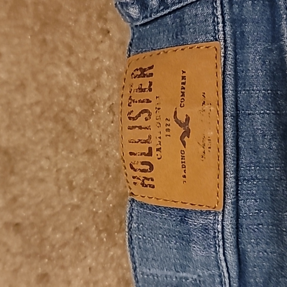 Hollister Jean Sequin Shorts - Picture 5 of 5